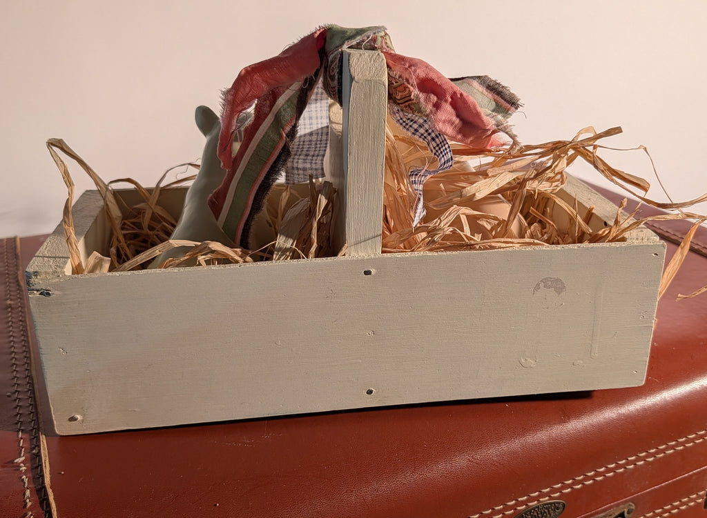 Wood Caddy with 2 Piggies